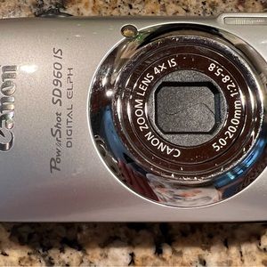 Canon PowerShot SD960 IS digital camera